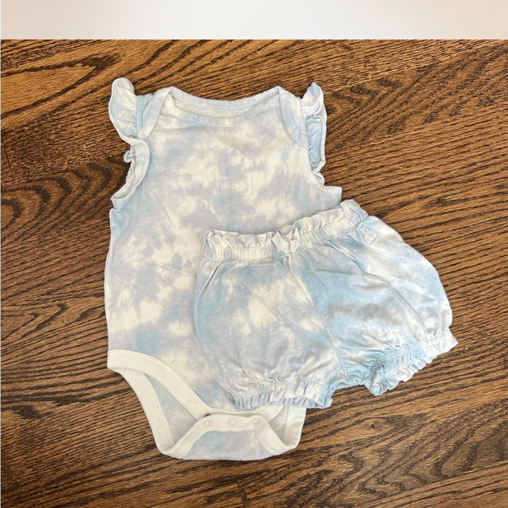Baby gap blue and white tie dye matching set